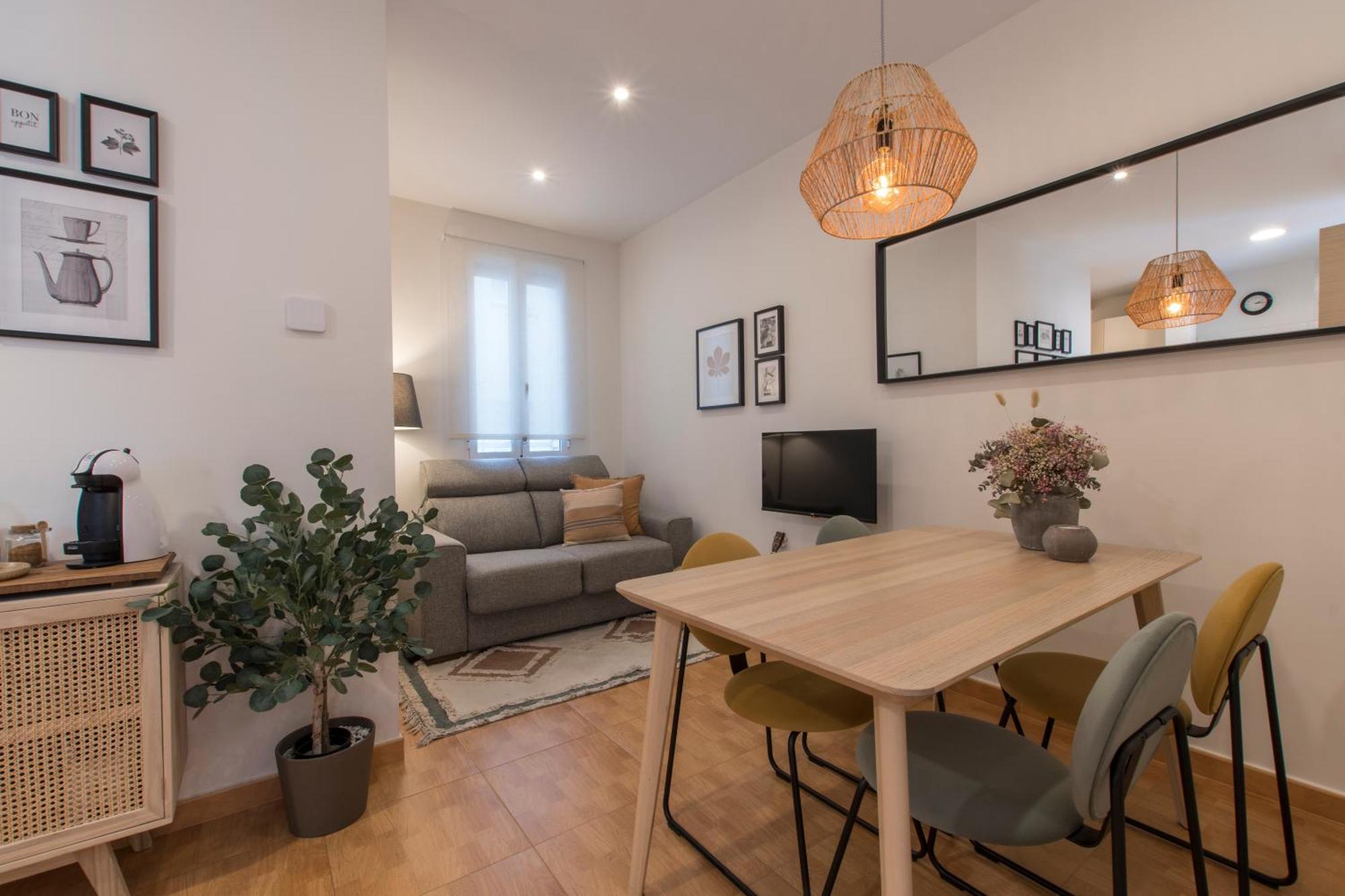 马德里Fee4Me. Elegant Flat A Few Minutes From Atocha.公寓 外观 照片